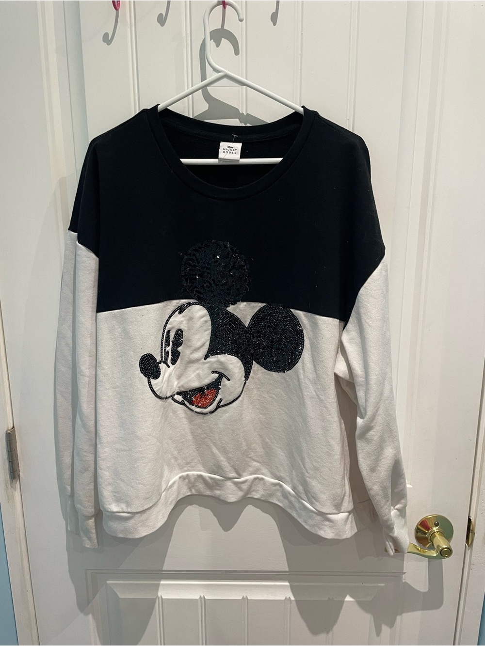 Mickey Mouse plus size sweater  sequins
